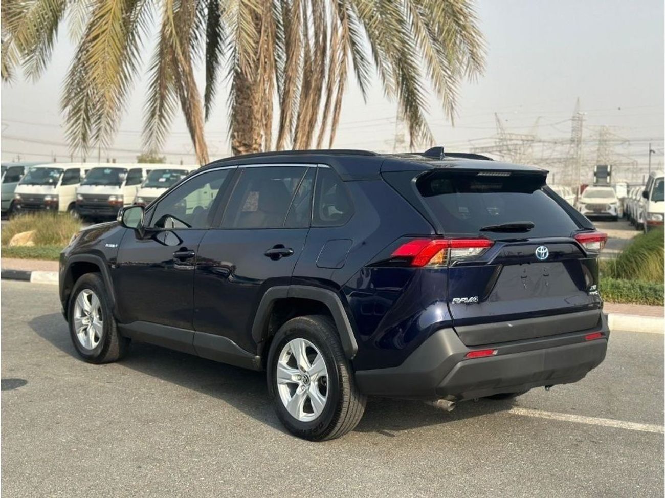Toyota RAV4 hybrid Toyota Rav4 XLE 2020