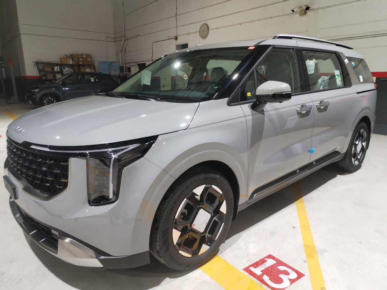 كيا كارنيفال EX DLX 2026 Kia Carnival 3.5L AT Petrol