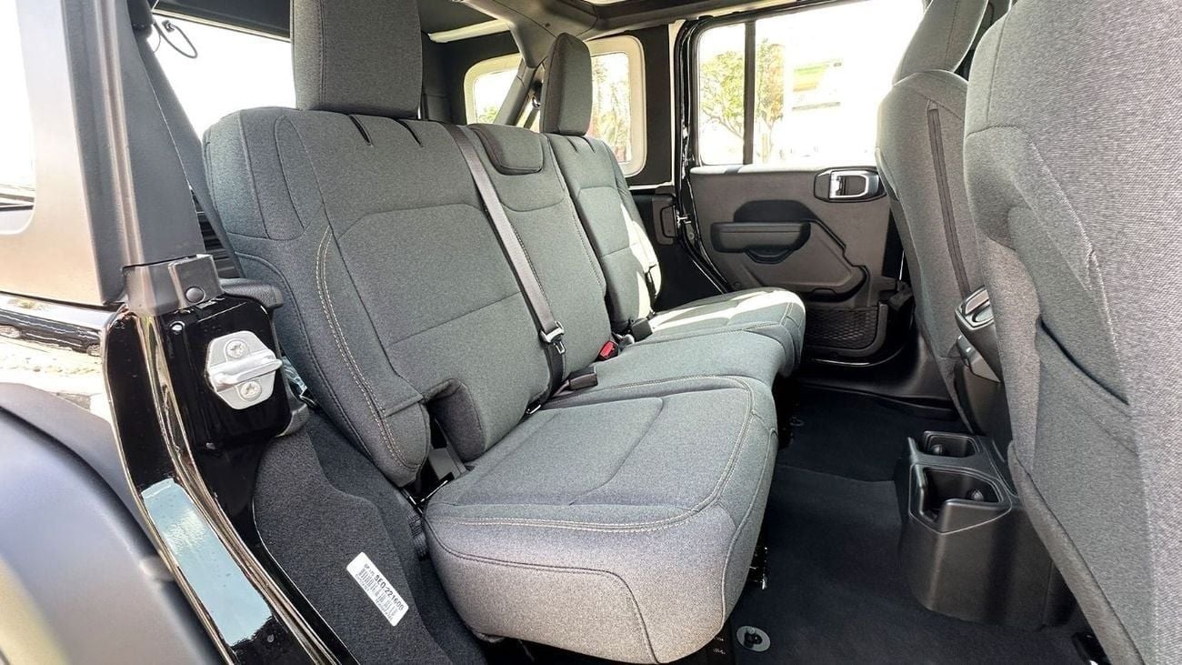 Jeep Wrangler Unlimited Sport S 2.0L A/T GCC 4x4 Official Dealer Warranty