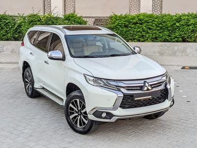 ميتسوبيشي مونتيرو سبورت GLS 4WD TOP LINE GCC IN EXCELLENT CONDITION