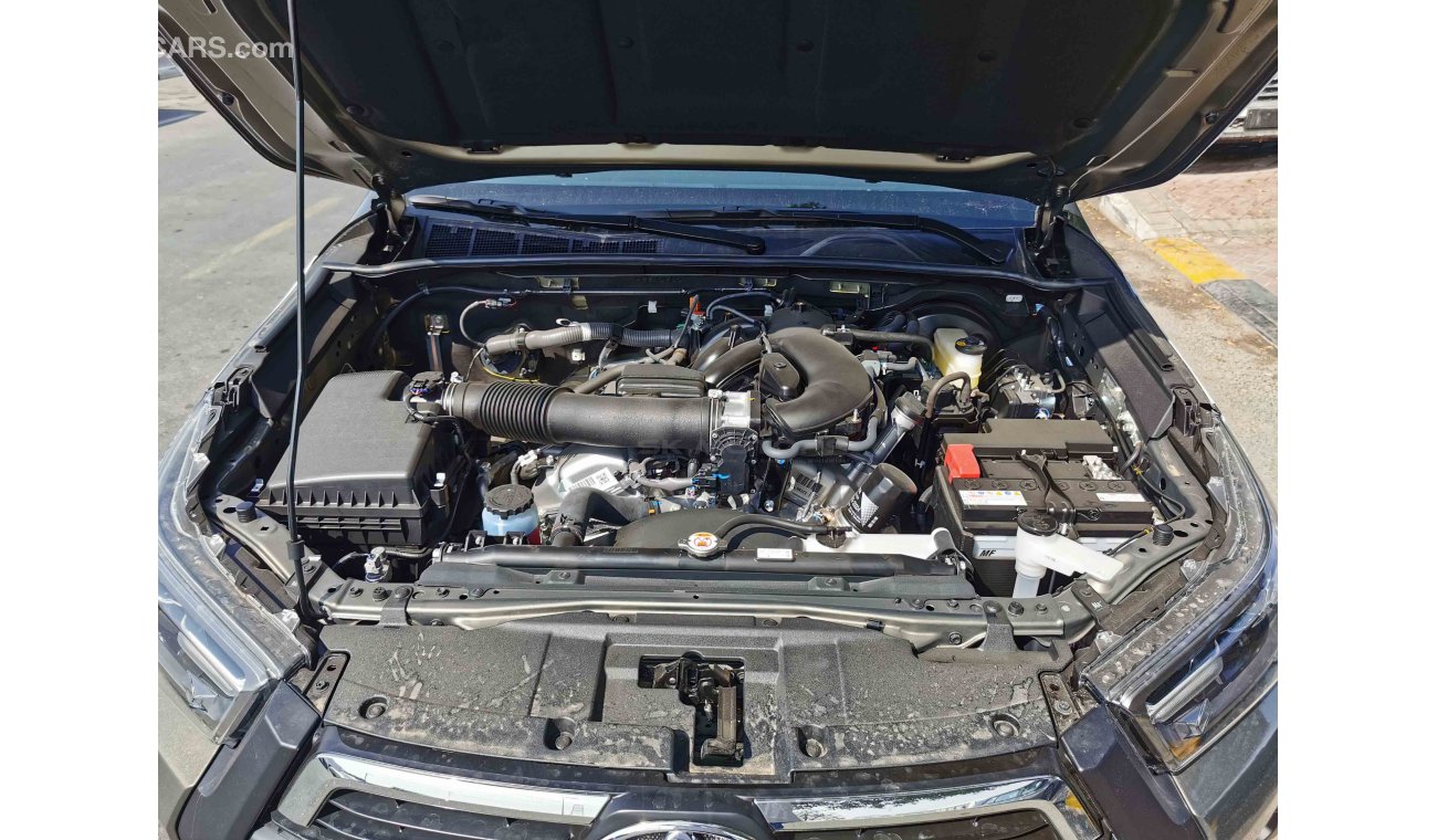 Toyota Hilux 4.0L Petrol, Auto Gear Box, DVD Camera (CODE # THAD06)