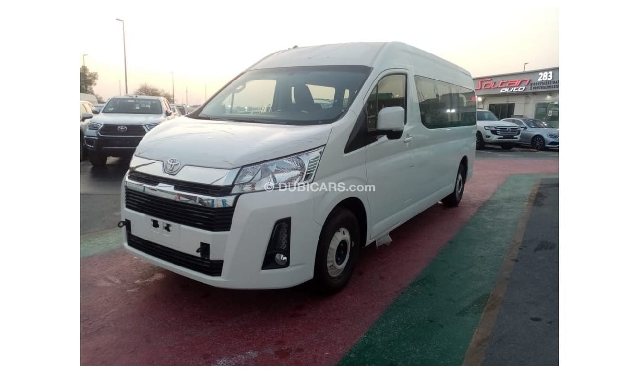 Toyota Hiace Toyota Hiace GL 2022  High Roof New Shape White color 2.8L diesel ,, 4 Cylinder