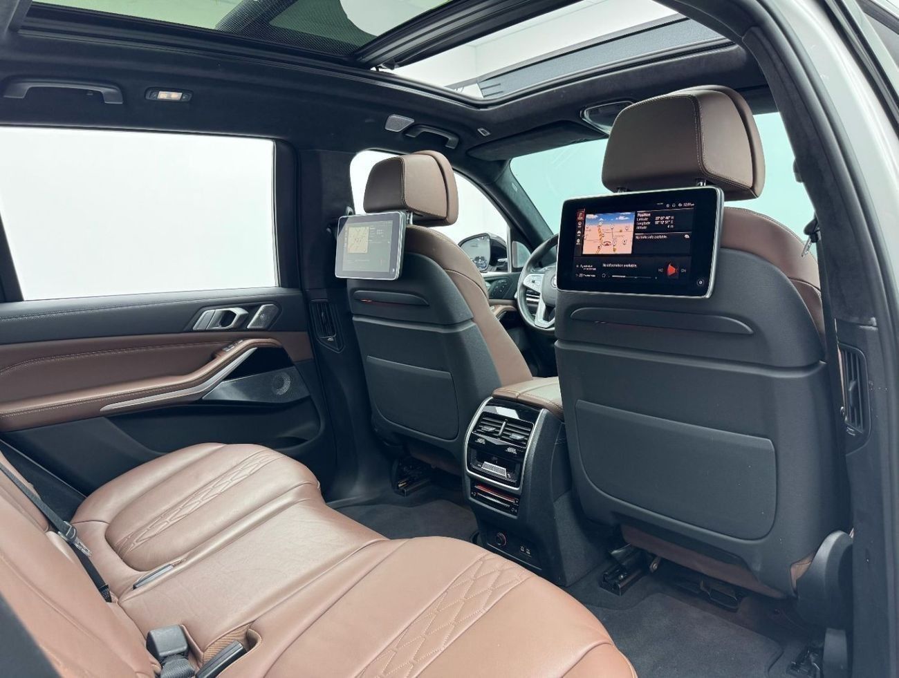 BMW X7 XDrive50i 4.4L 2019 2019 BMW X7 xDrive50i Individual, 2025 BMW Warranty + Service Package, Full Opti