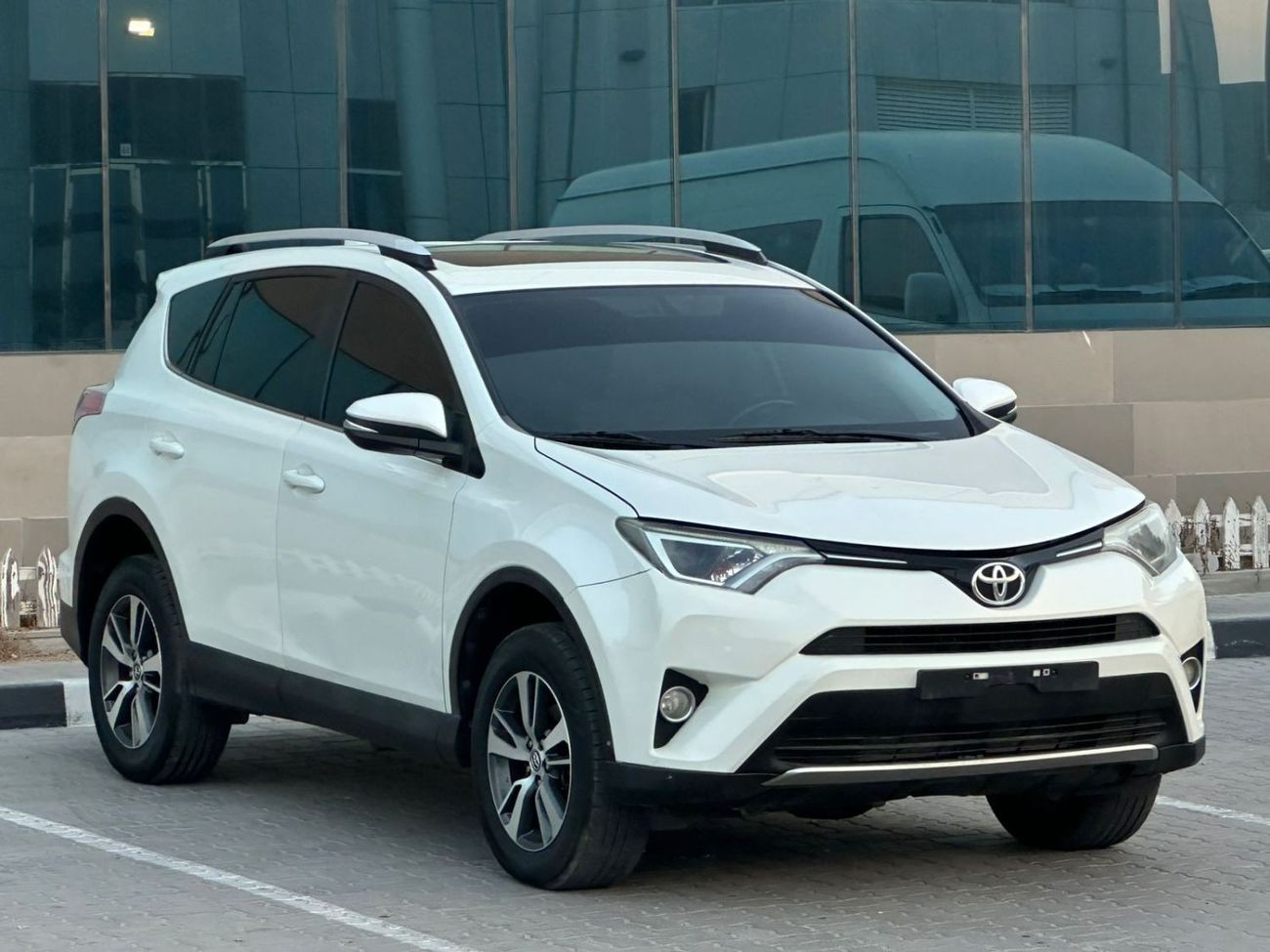 Toyota RAV4 GXR خليجي