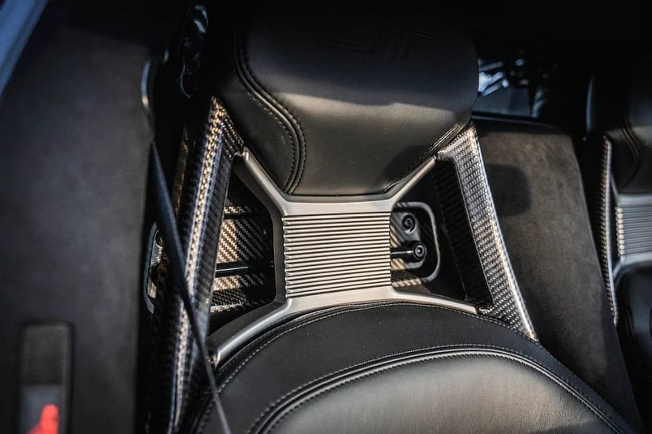 فورد جي تي LIQUID CARBON 1 OF 25 + FULL CARBON BODY !!!