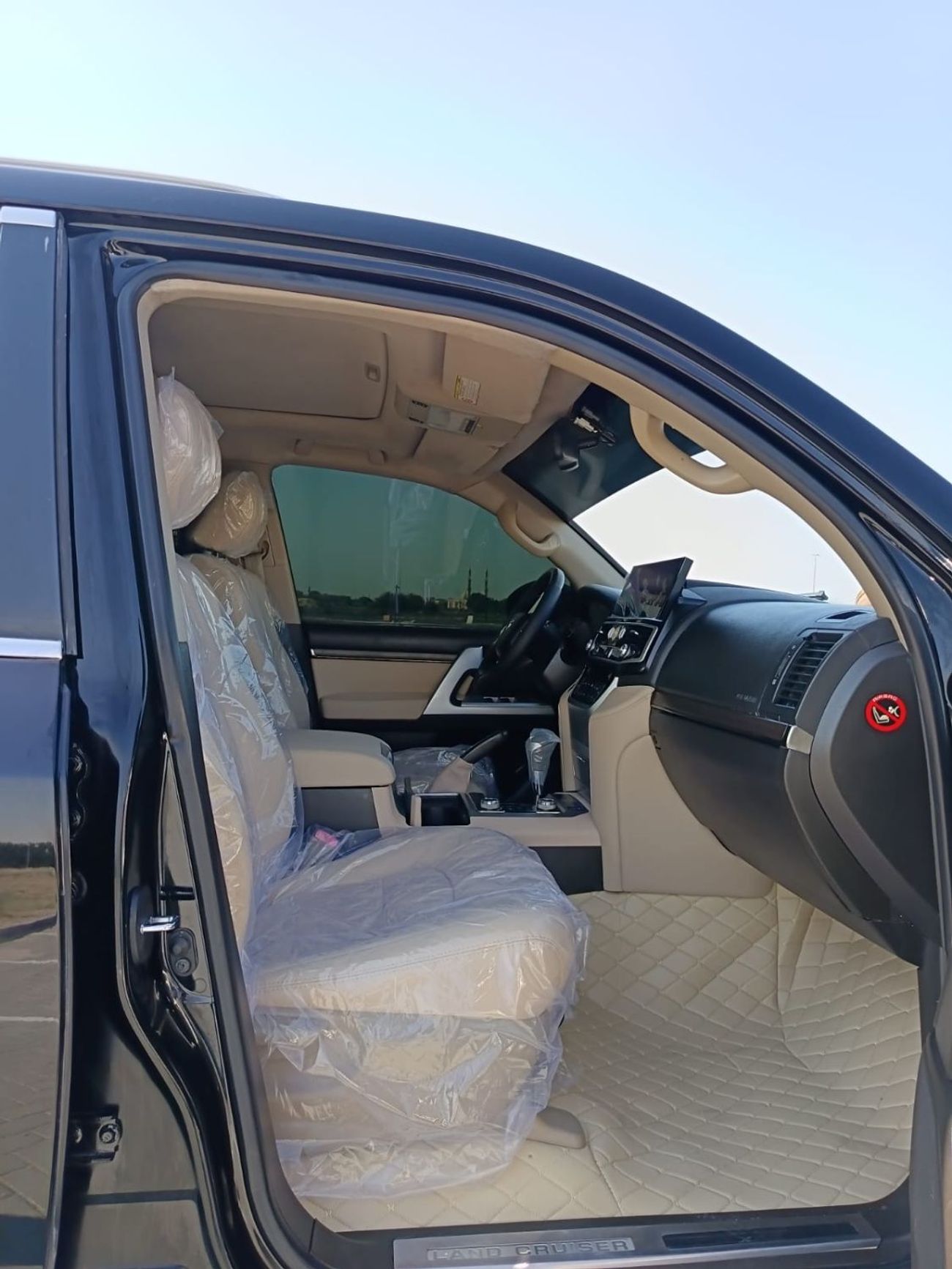 تويوتا لاند كروزر GXR 4.6L