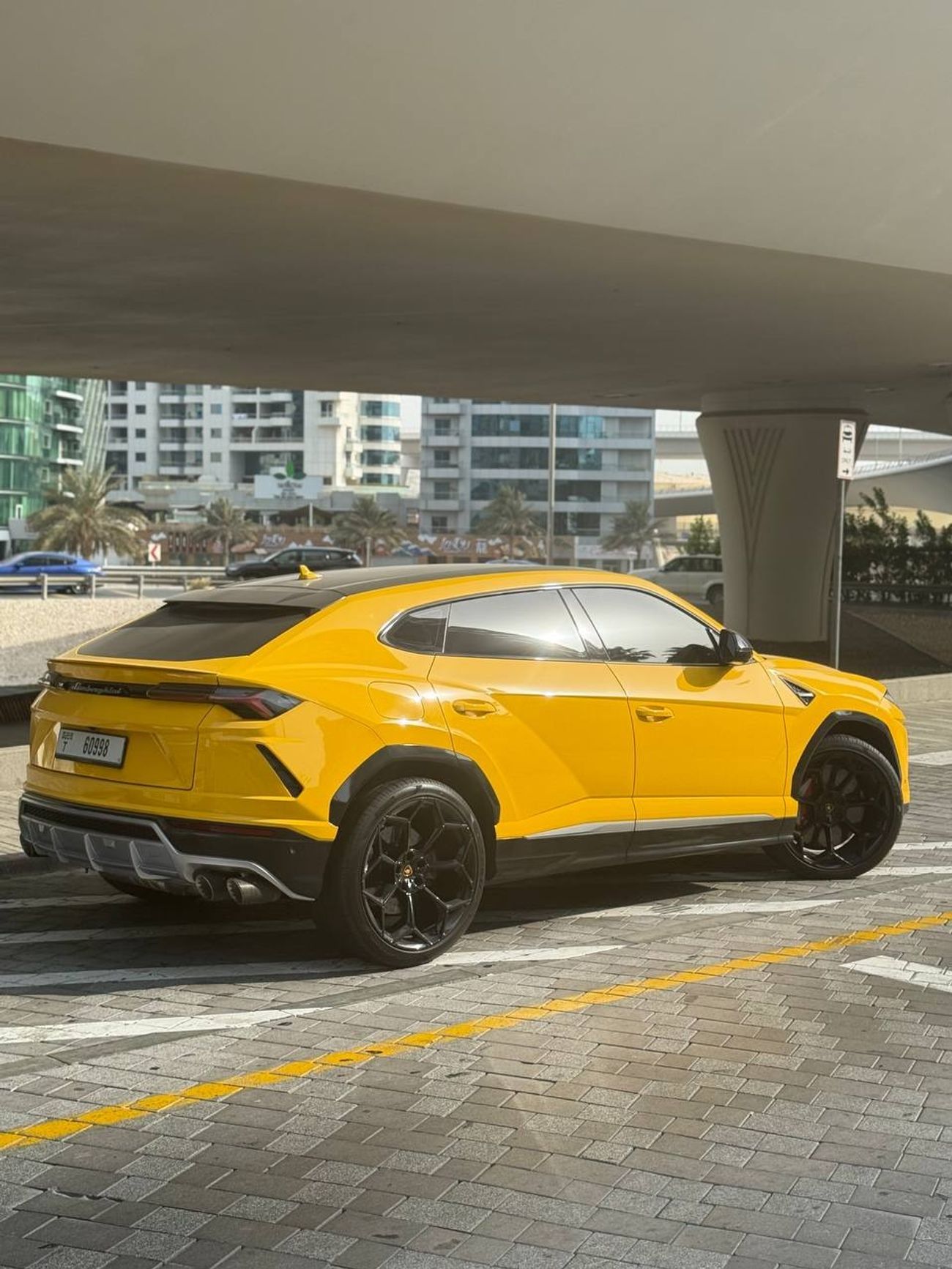 لامبورغيني اوروس 4.0T V8