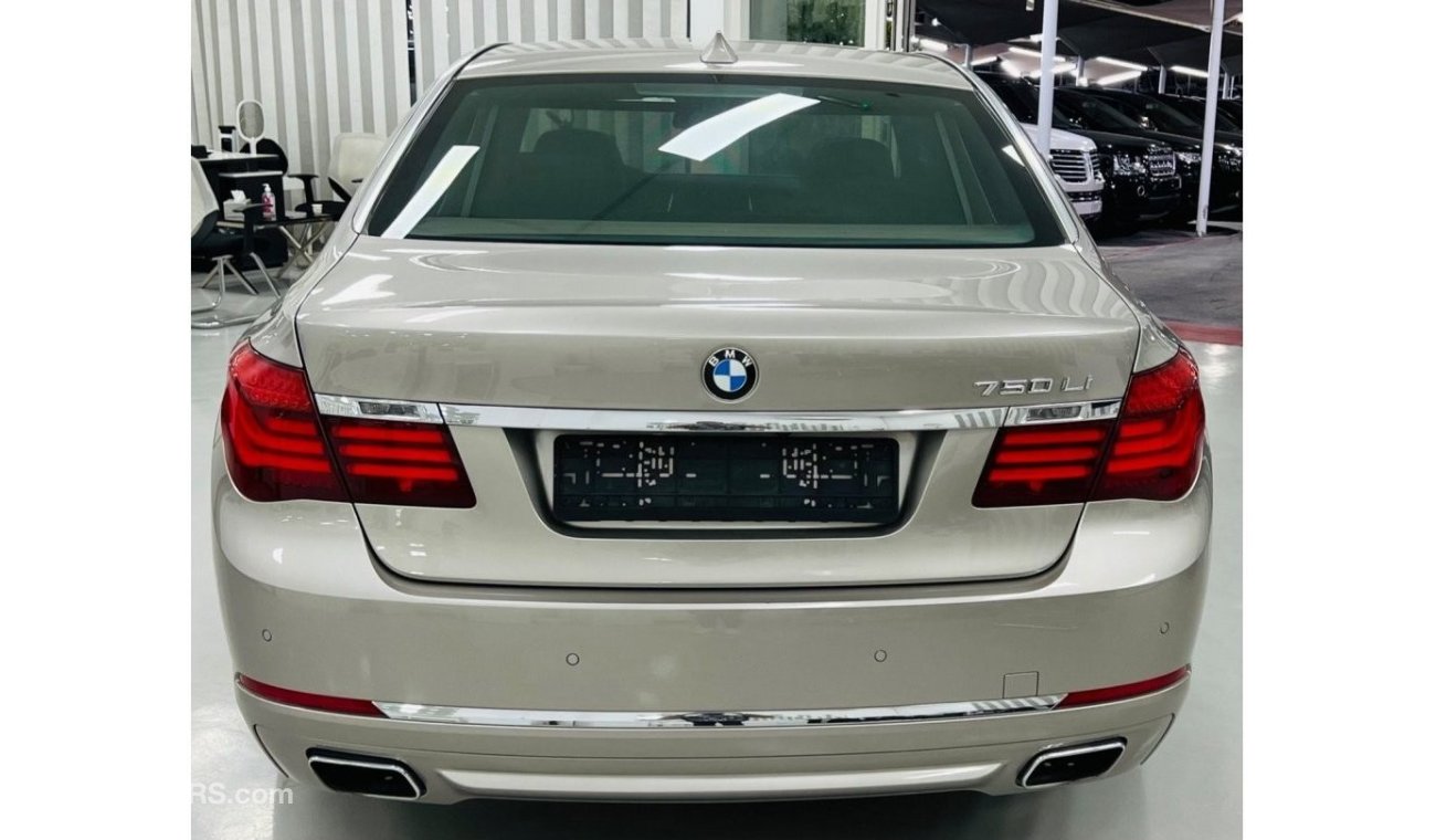 BMW 750Li Luxury GCC .. Original Paint .. Perfect Condition .. FSH .