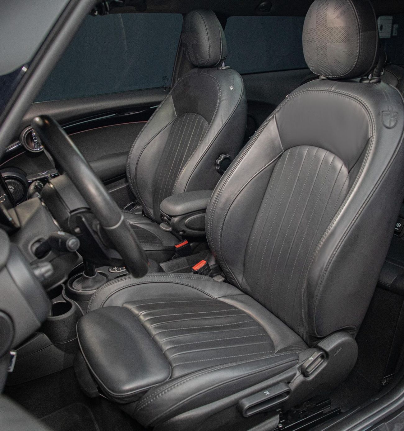 Mini Cooper S 1,180x60 • 20% DP • 2022 MINI Cooper S 2.0 • MINI Service Contract • Warranty Available • GCC •