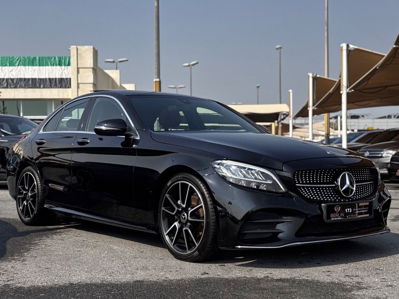 مرسيدس بنز C 200 Premium 2.0L