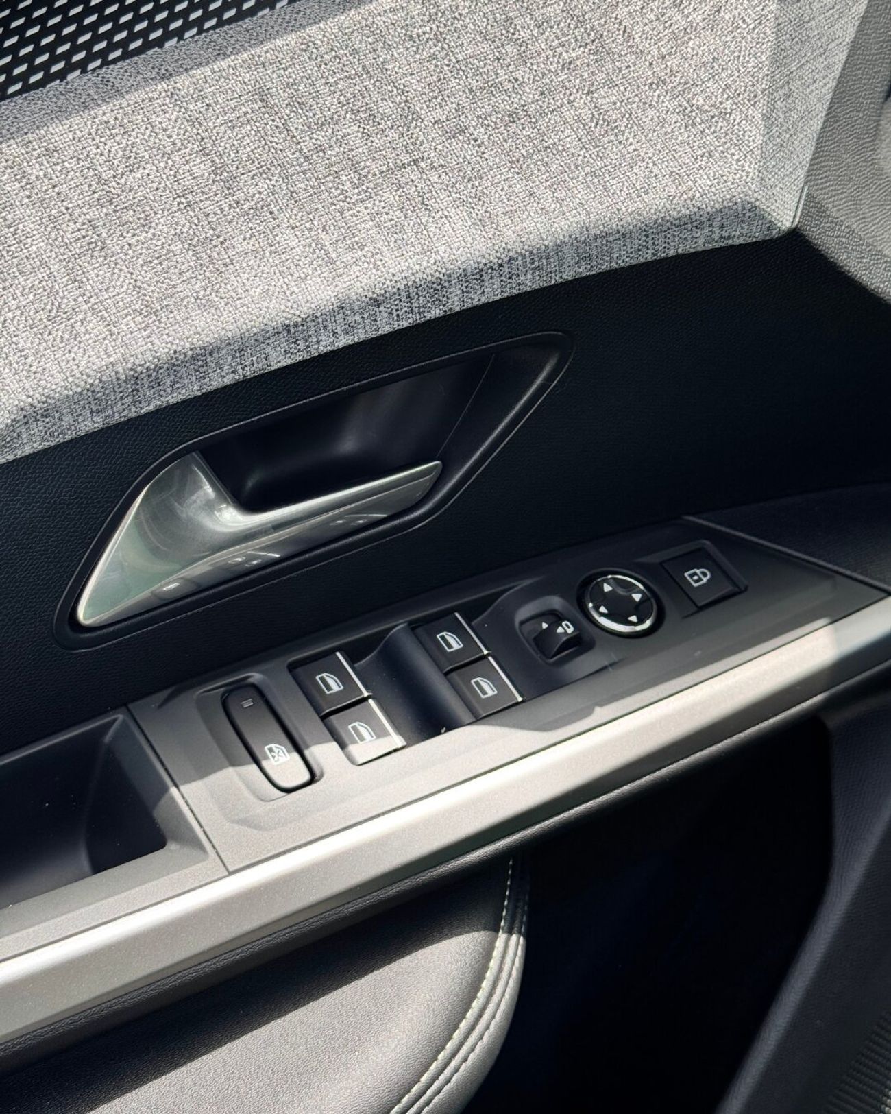 بيجو 5008 NEW PEUGEOT 5008 GT - 1.6T - (2025 MODEL) GCC specs