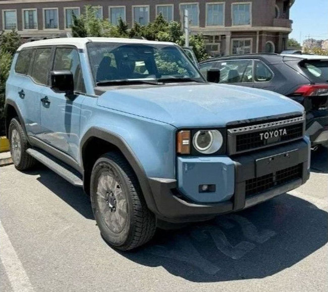 Toyota Prado Adventure Dual Tone 2.4T FIRST EDITION 2.4T (For export only)