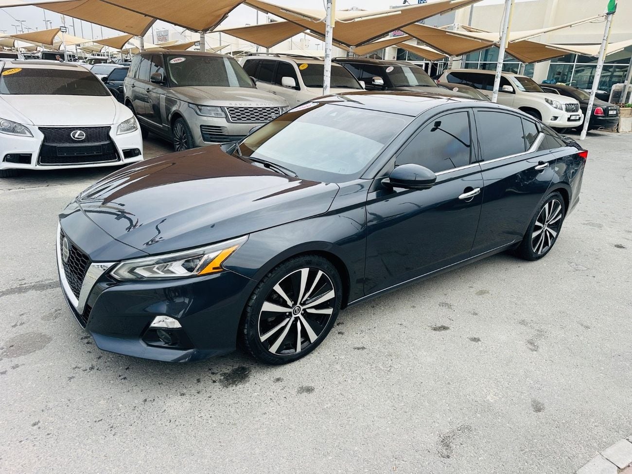 نيسان ألتيما