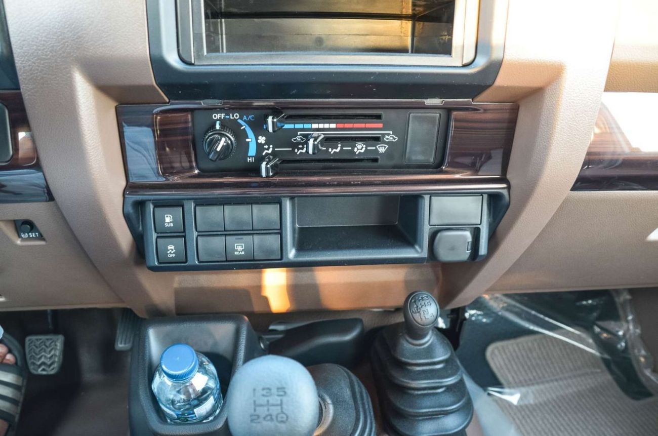 Toyota Land Cruiser 70 LC78 Hardtop 3 Doors Long , M/T , 4.0L Petrol V6 Two Tank 2025 Model