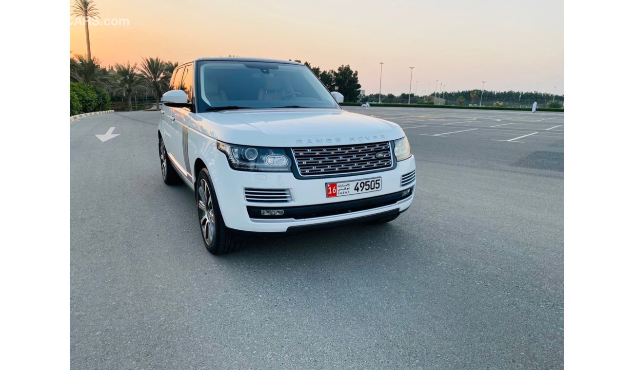 Land Rover Range Rover Vogue Range Rover 2014 GCC Full option no Bent