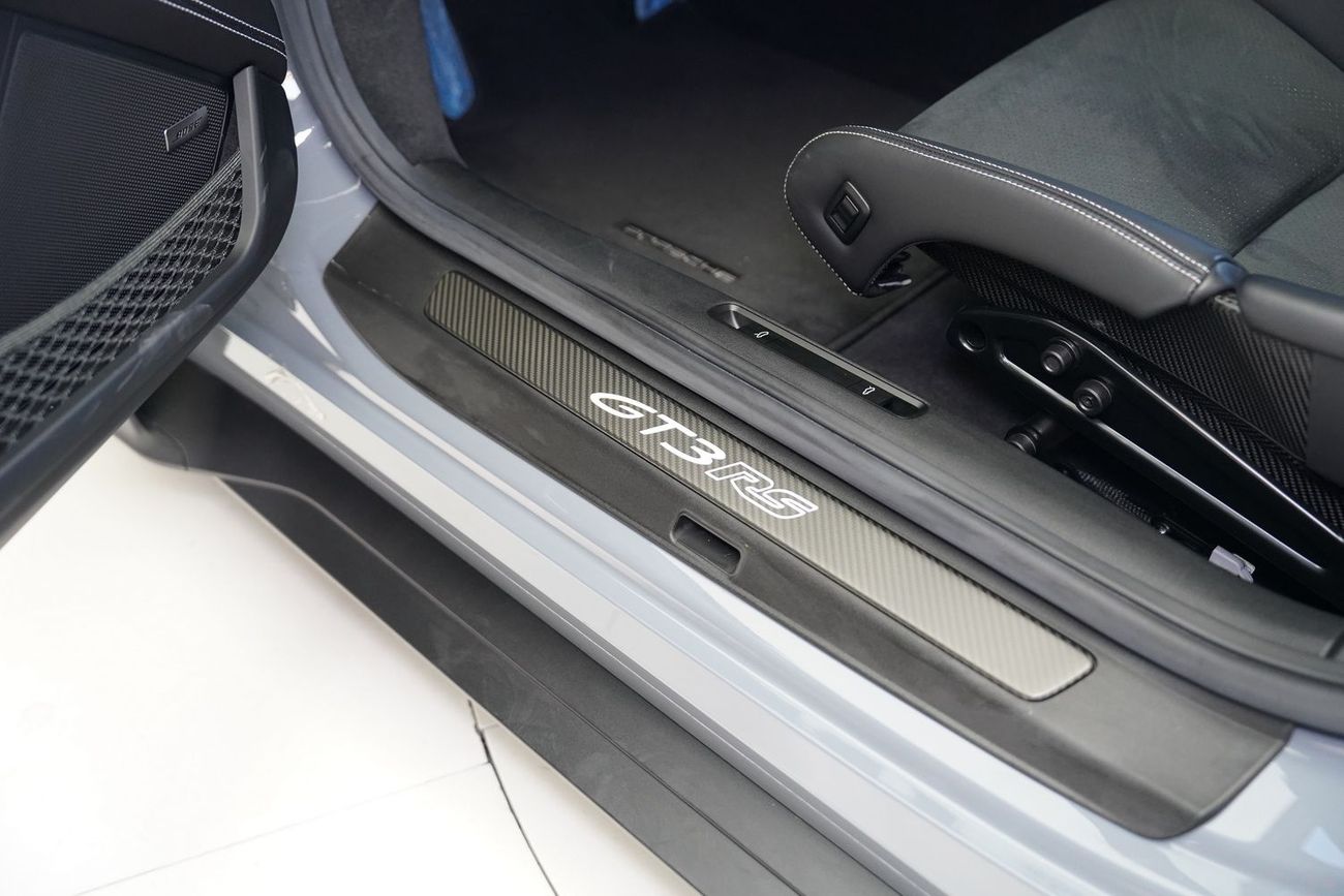 Porsche 911 GT3 RS 4.0L (520 HP) Coupe WISSACH