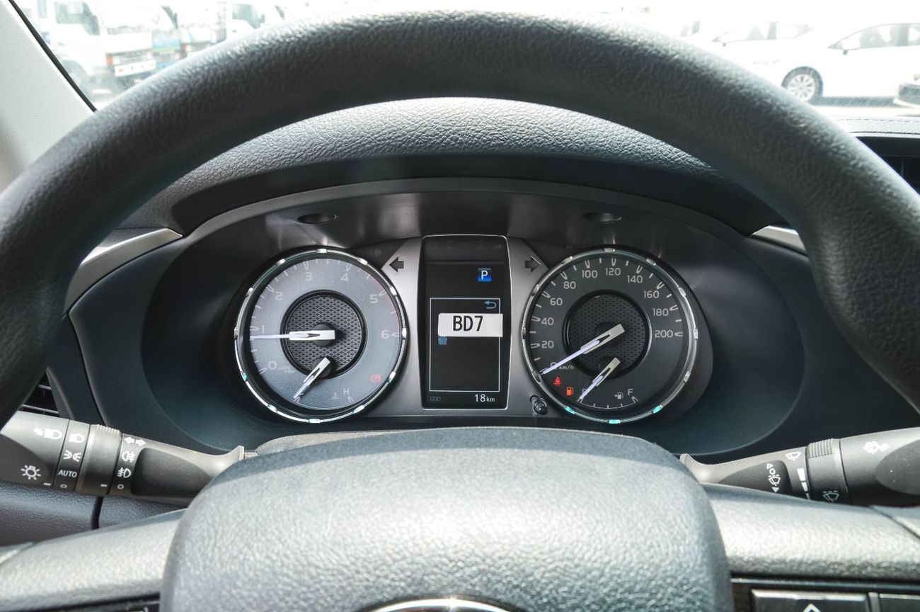 Toyota Hilux TOYOTA HILUX 2.4L 4WD DIESEL PICKUP 2025