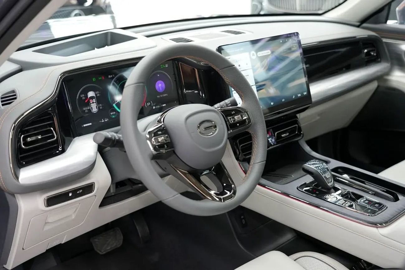 جي إي سي GS 8 2.0T GX (4WD) Traveller GX | GCC 0km | 5 Years Agency Warranty