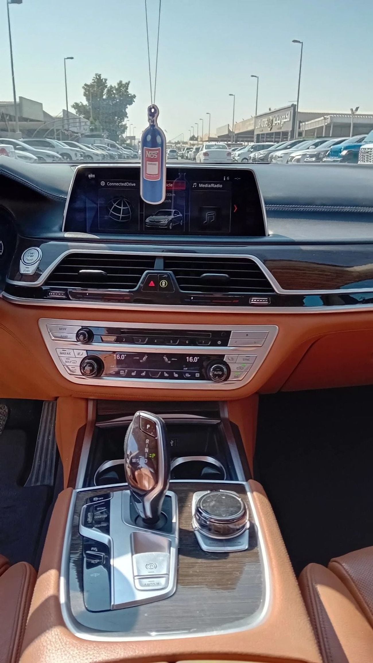 BMW 740i 