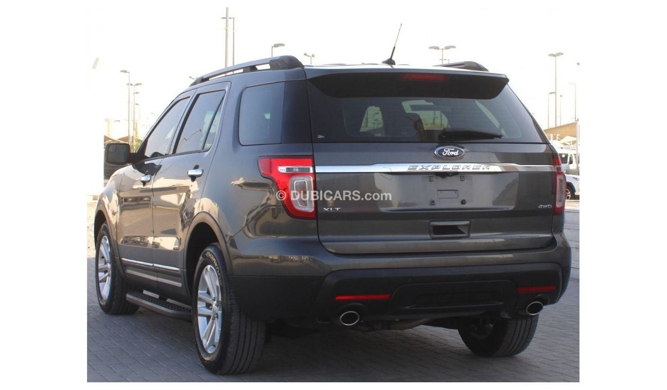 فورد إكسبلورر XLT فورد اكسبلورر 2015 فل ابشن خليجي بحالة ممتازة بدون حوادث صبغ وكالة