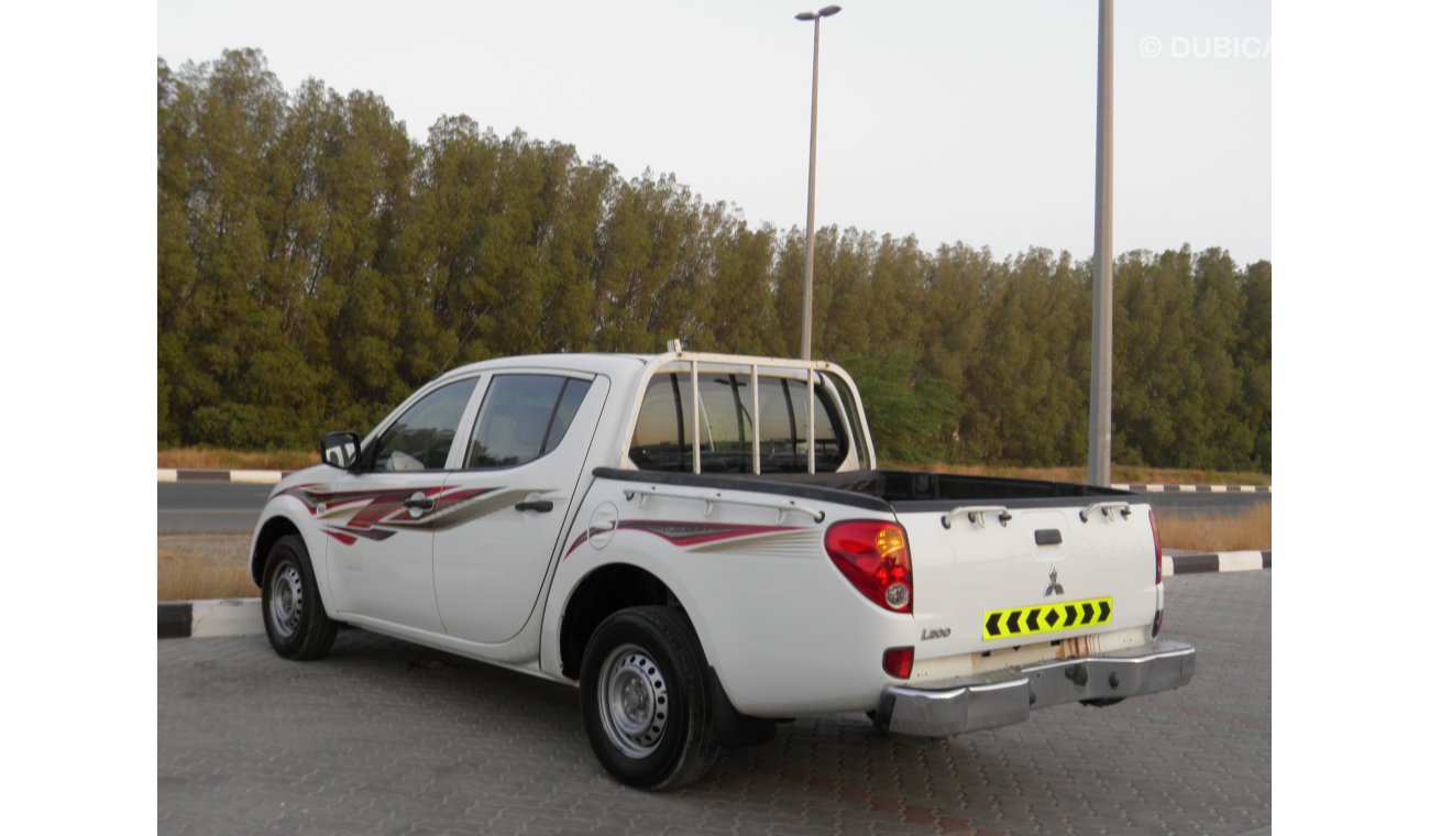 Mitsubishi L200 2015  4X2  Ref# 295