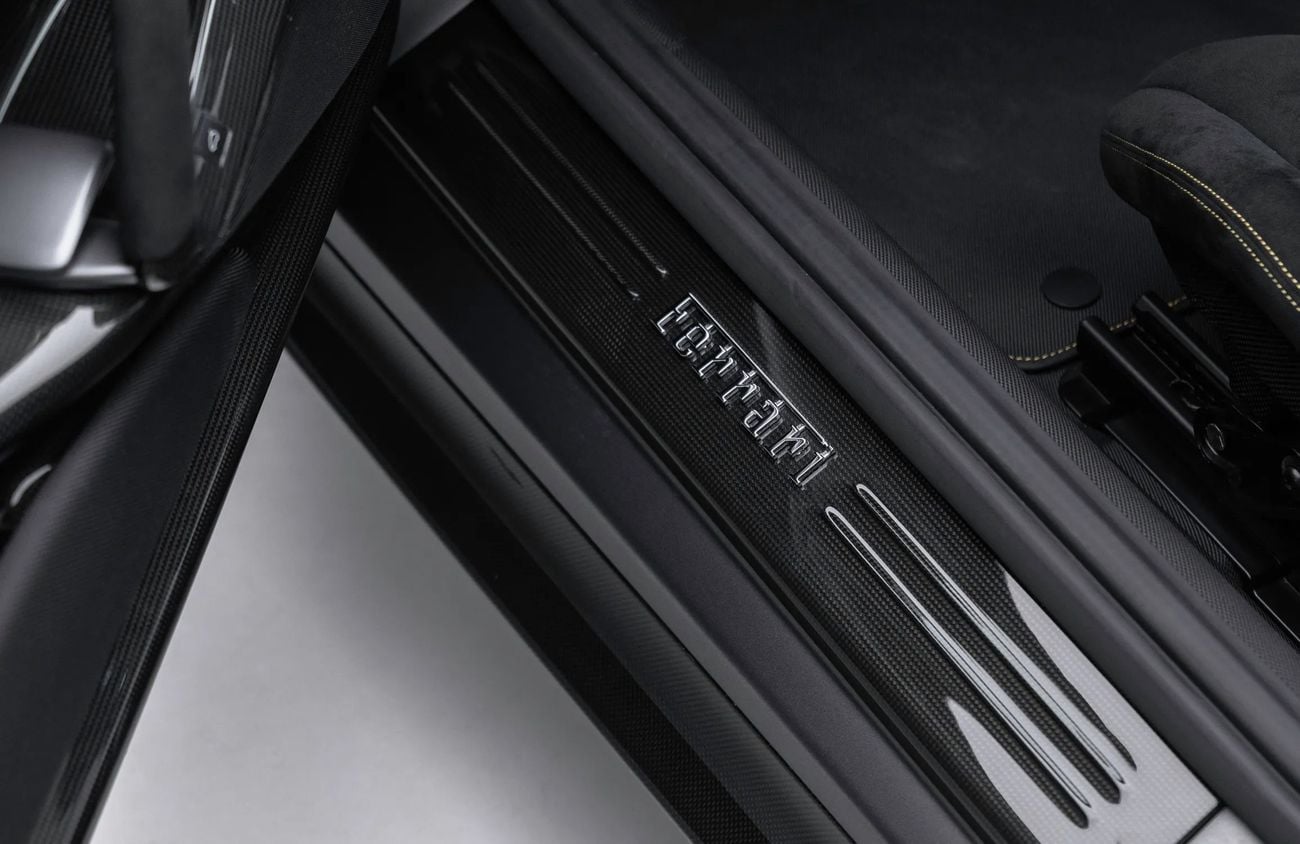 فيراري 812 كومبيتيزون 6.5L V12 Naturally Aspirated Engine