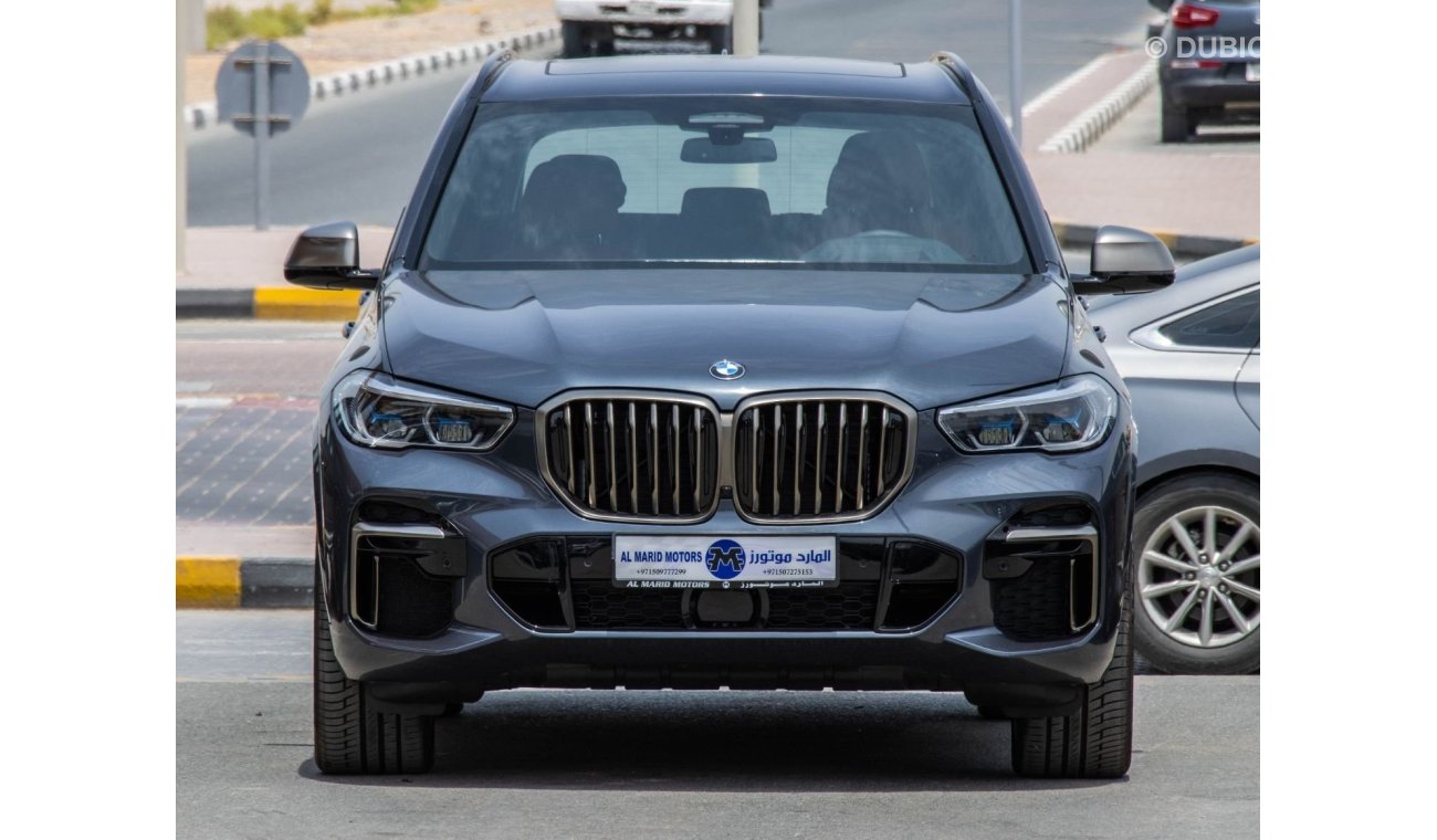 بي أم دبليو X5 M50i لاكجري