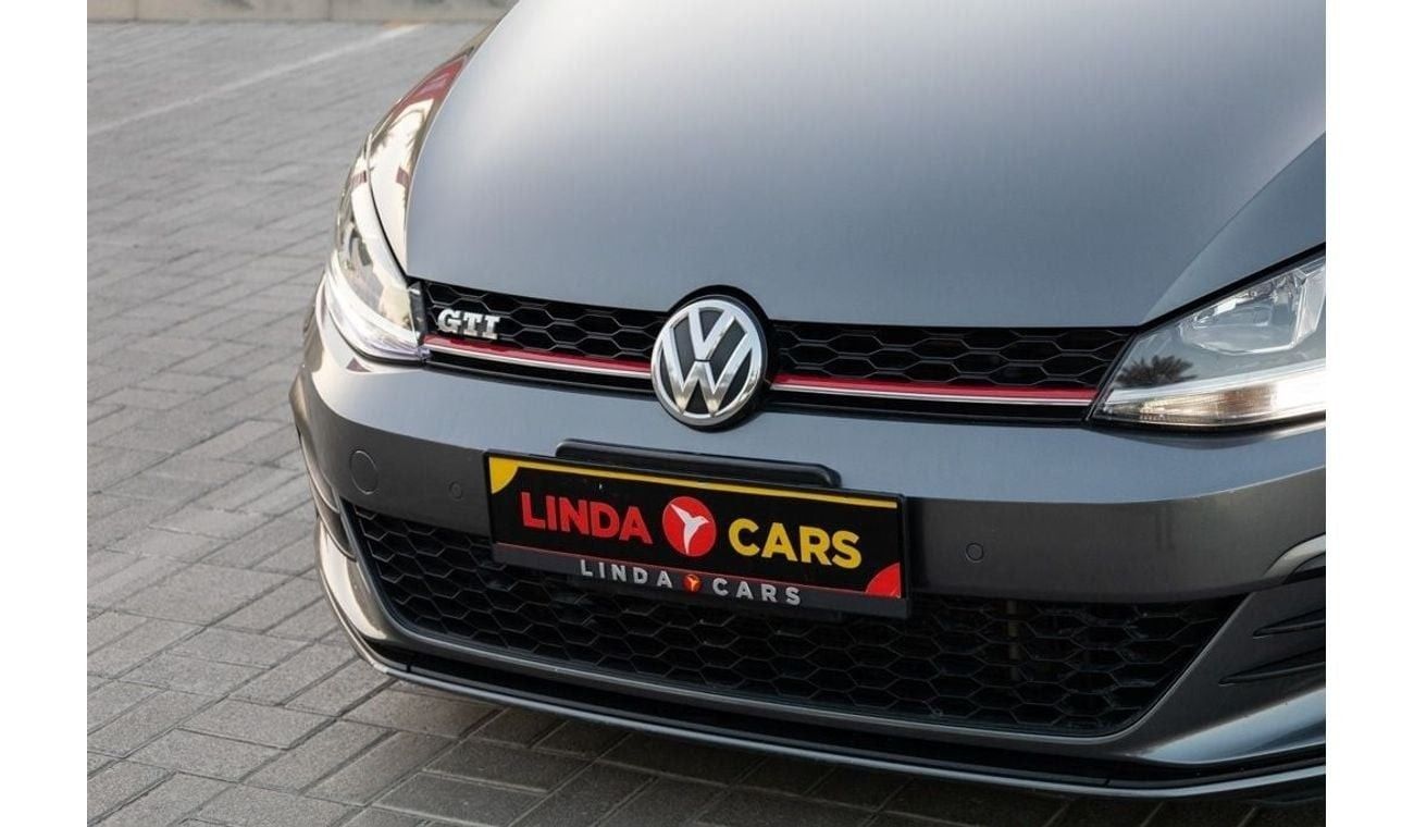فولكس واجن جولف GTI Fabric + 2.0L Volkswagen Golf GTI 2019 GCC under Warranty with Flexible Down-Payment.
