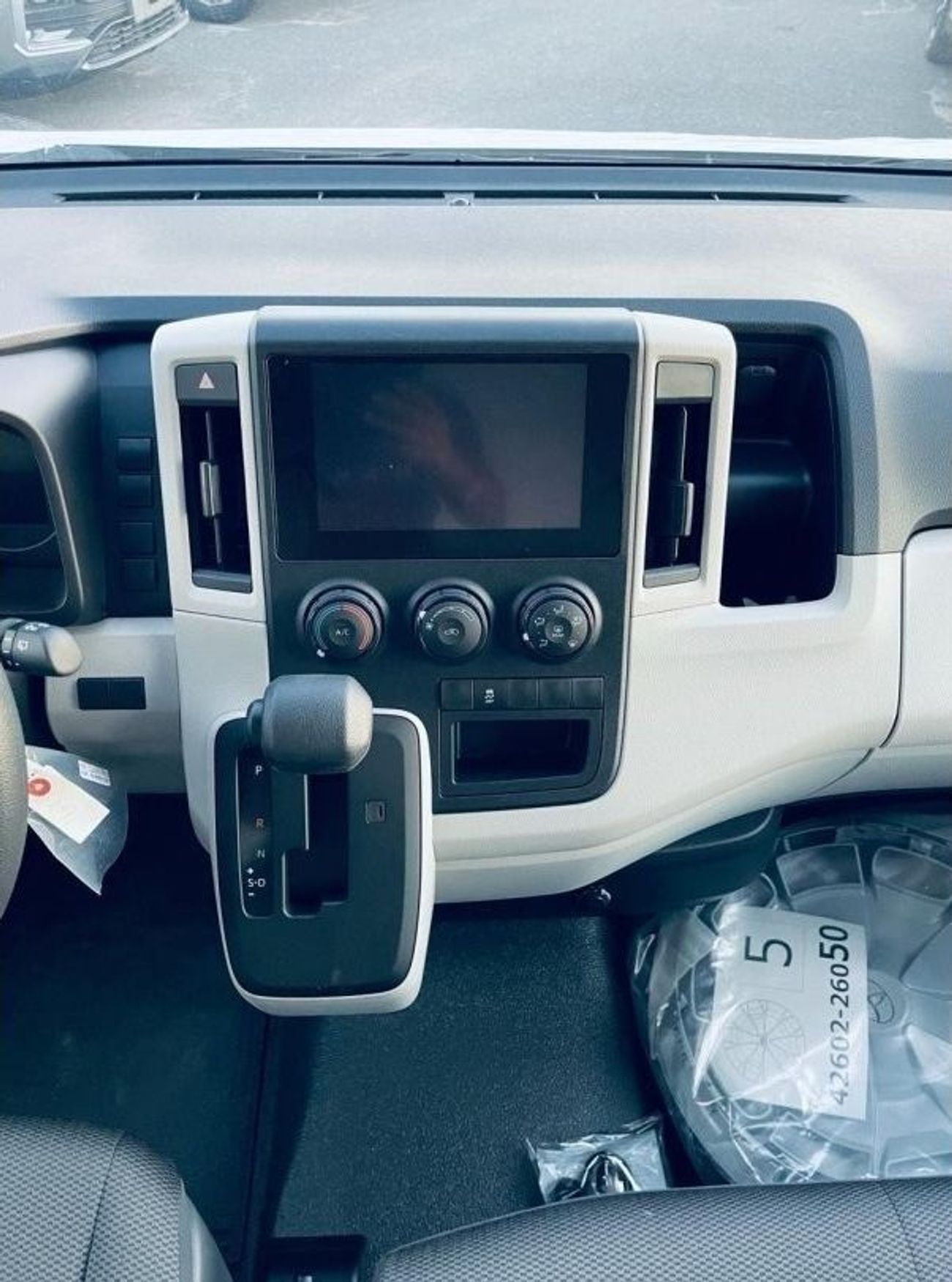 Toyota Hiace TOYOTA HIACE 3.5L V6 CARGO VAN HIGHROOF 2025