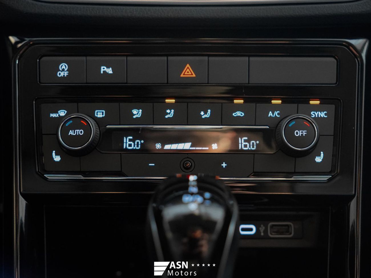 Volkswagen Tharu XR 300 TSI 1.5 Turbo 2025 (Export Price)