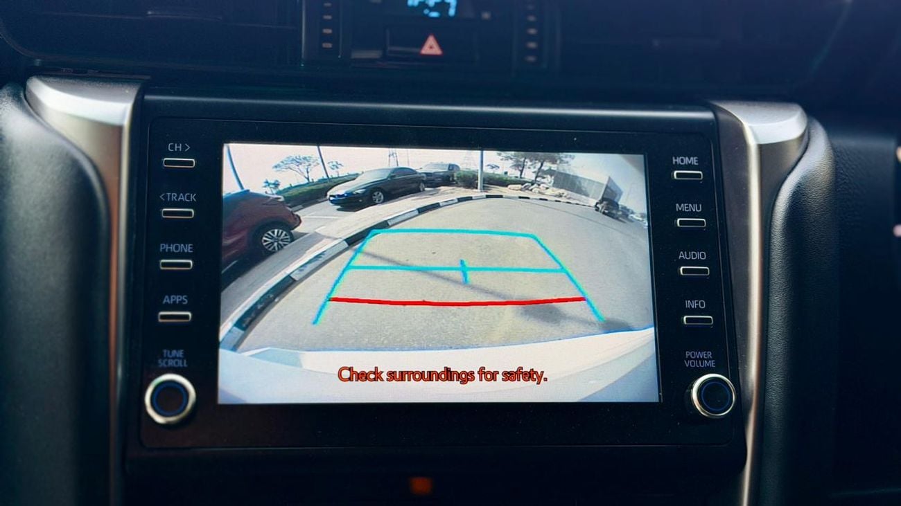 تويوتا فورتونر 2023| 2.8L DIESEL ENGINE | AT | RHD | PUSH START ENGINE | PREMIUM LEATHER SEATS | DIGITAL ODOMETER |