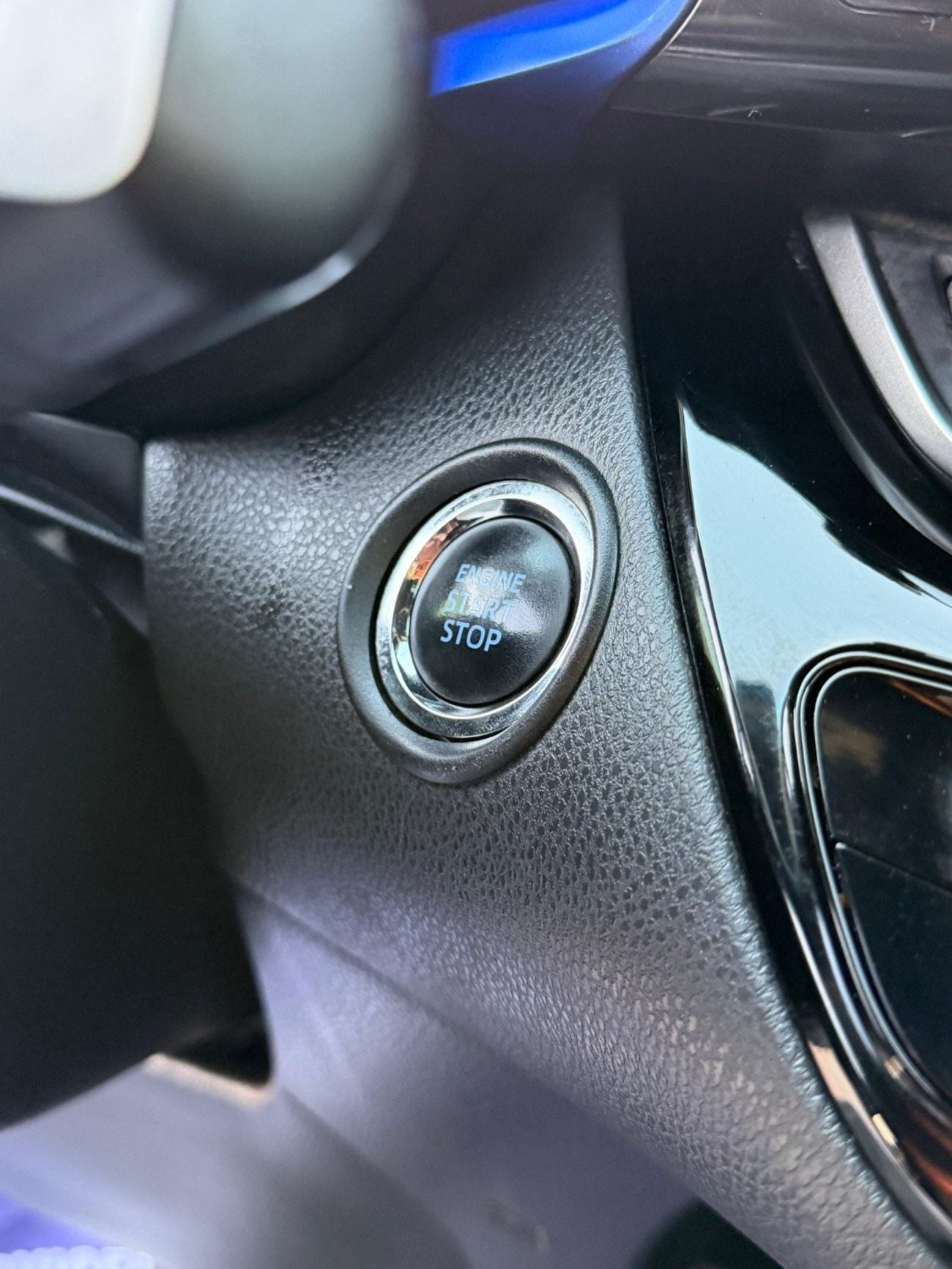 تويوتا CHR 2020 LIMITED KEYLESS NIGHT EDITION AWD USA SPEC