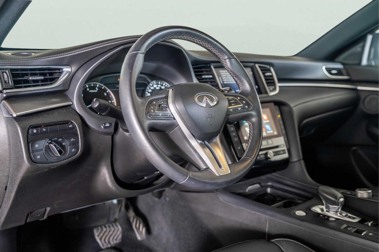 إنفينيتي QX55 LUXE 2.0