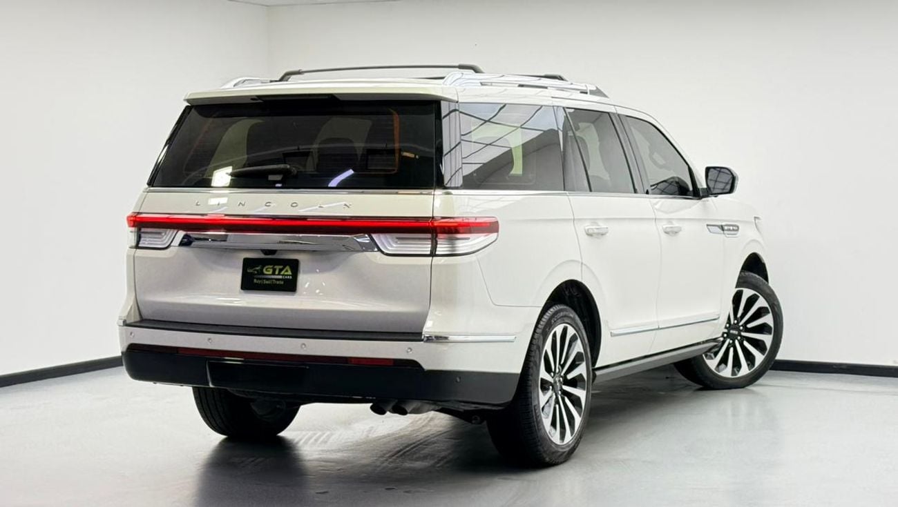Lincoln Navigator 2024 Lincoln Navigator Reserve, 2030 Lincoln Warranty + Service Pack, Low Km, 8 Seater, GCC