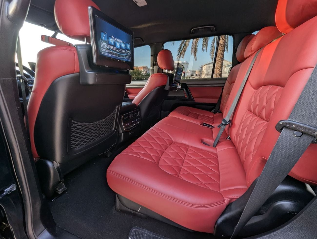 Toyota Land Cruiser  4.0L Completely Modified Exteriorly & Interiorly to 2025 model Year V6 1GR Petrol Engine Automat