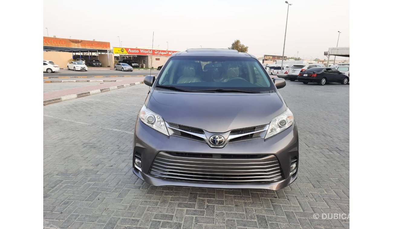 تويوتا سيينا 2014 TOYOTA SIENNA XLE