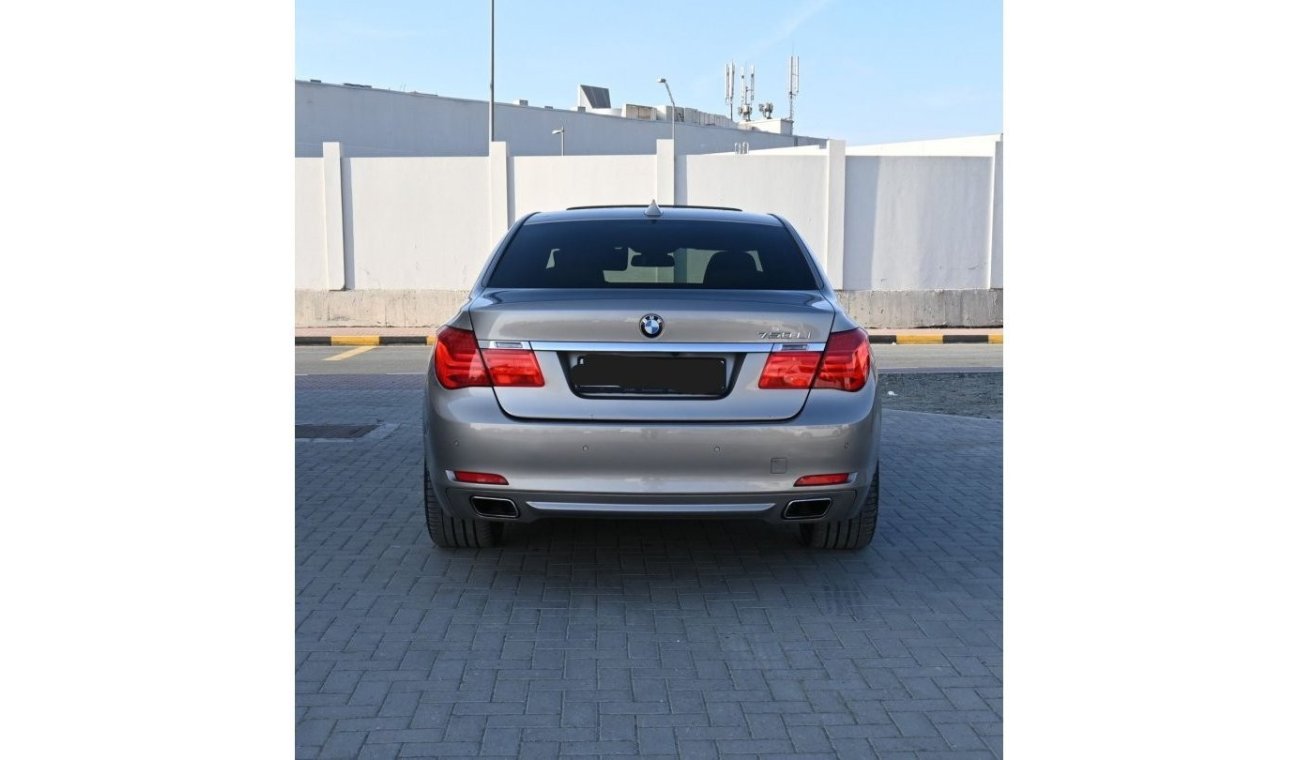 BMW 750Li 2012 GCC VERY GOOD CONDITION WITHOUT ACCIDENT