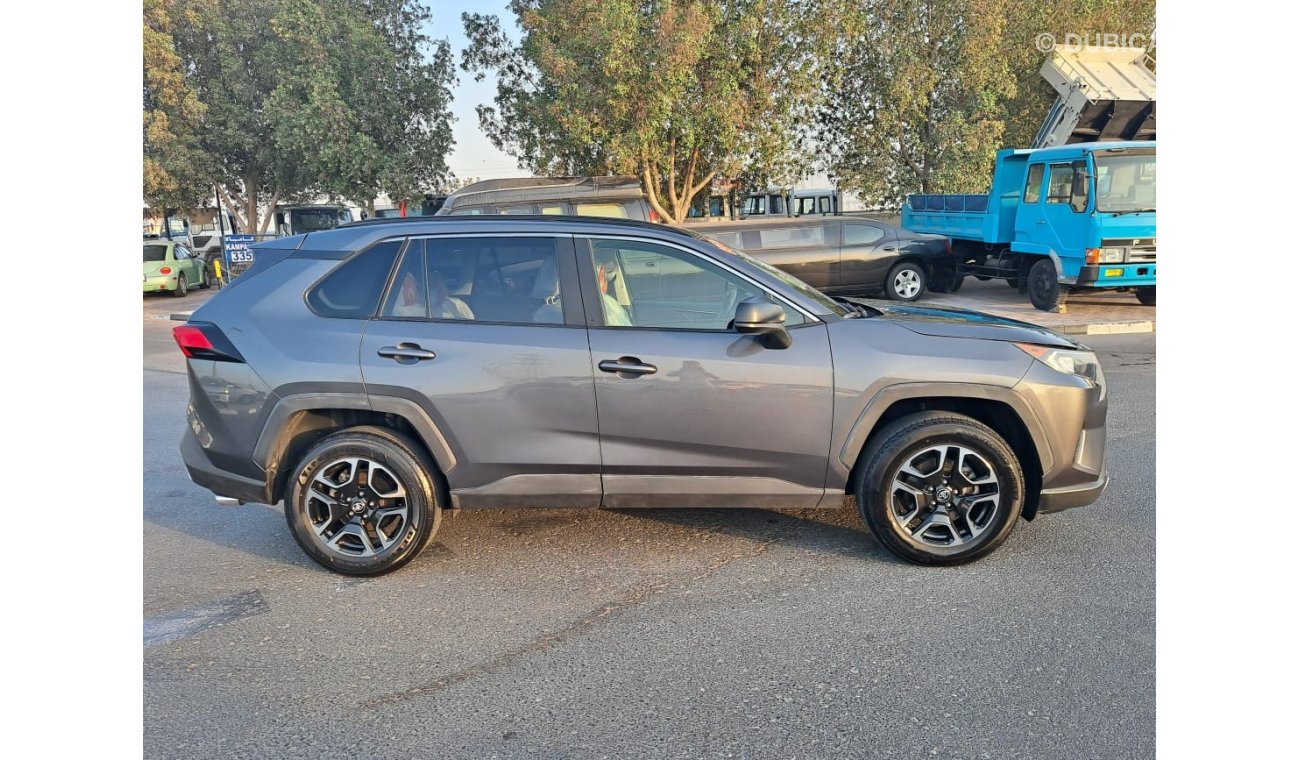 تويوتا راف ٤ TOYOTA RAV4 VERY CLEAN CAR