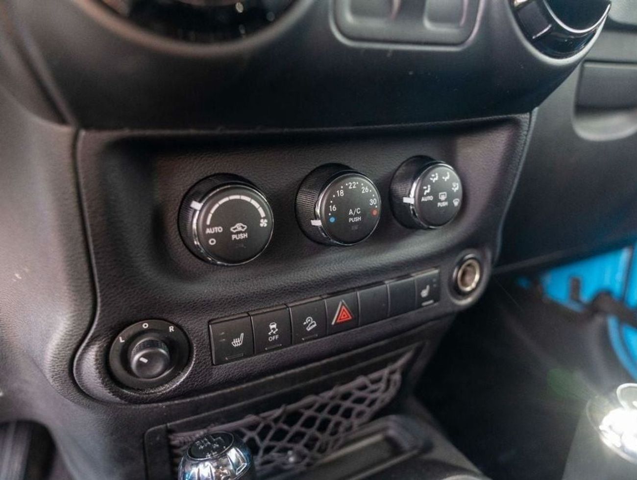 Jeep Wrangler Sport 3.6L A/T