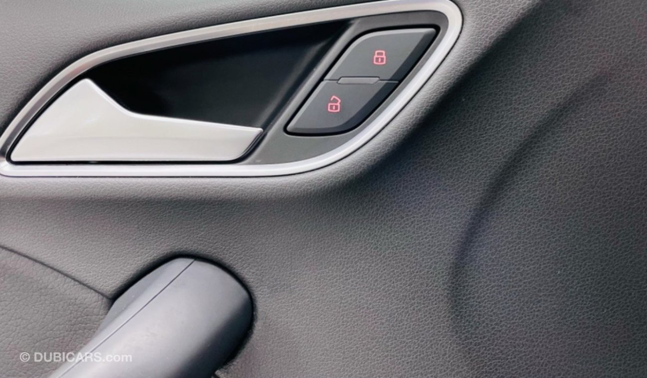 أودي Q3 Q3 .. GCC .. Perfect Condition .. FSH .. 2,0T