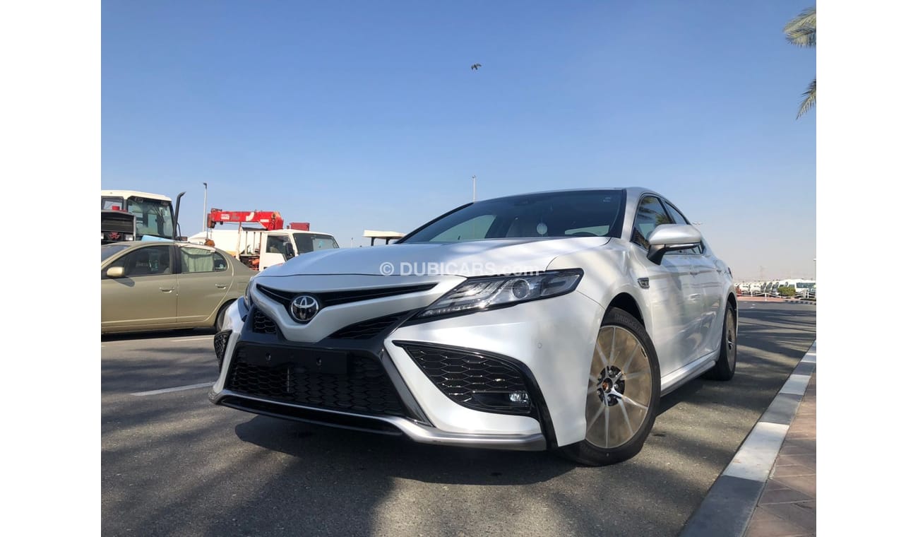 Toyota Camry Sport TOYOTA_CAMERY_2022_SE_V6_3.5