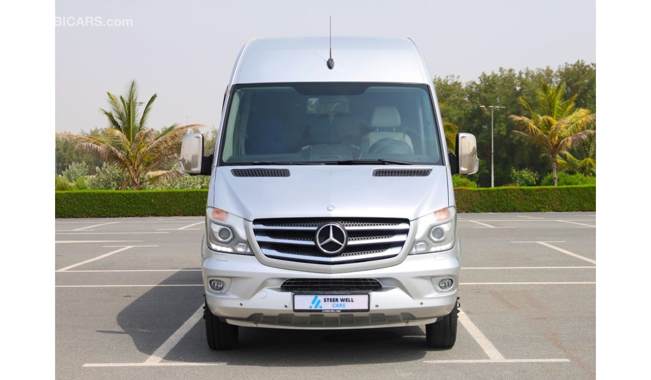 مرسيدس بنز سبرينتر 2015 | MERCEDES BENZ SPRINTER | 21-SEATER - PETROL - 6 CYL | GCC SPECS | EXCELLENT CONDITION