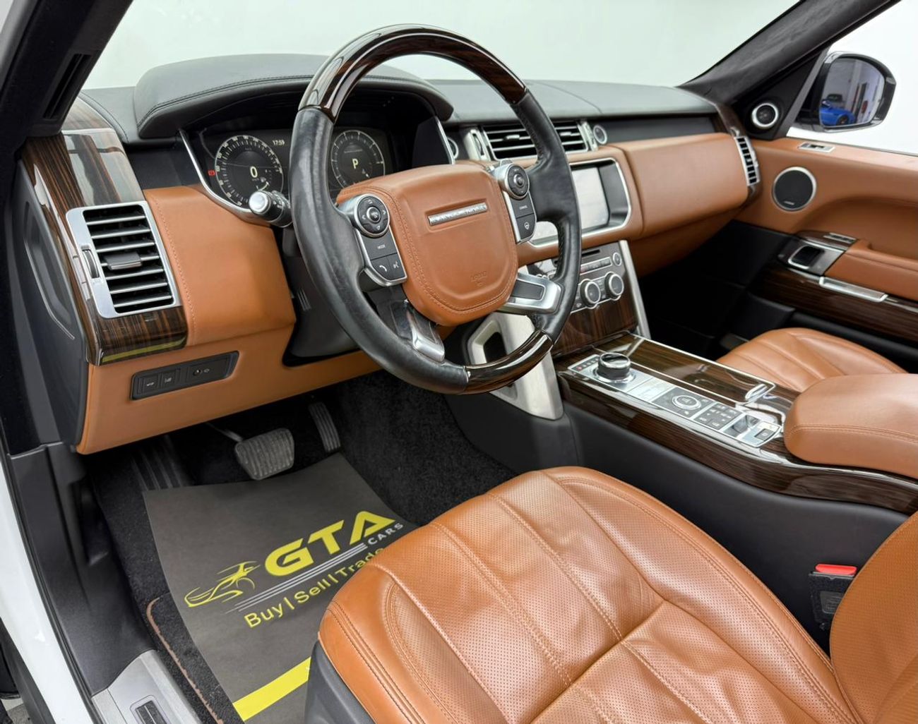 Land Rover Range Rover Autobiography 5.0L (375 HP) 2018 Range Rover Autobiography, Warranty ,Agency Service History, Excell