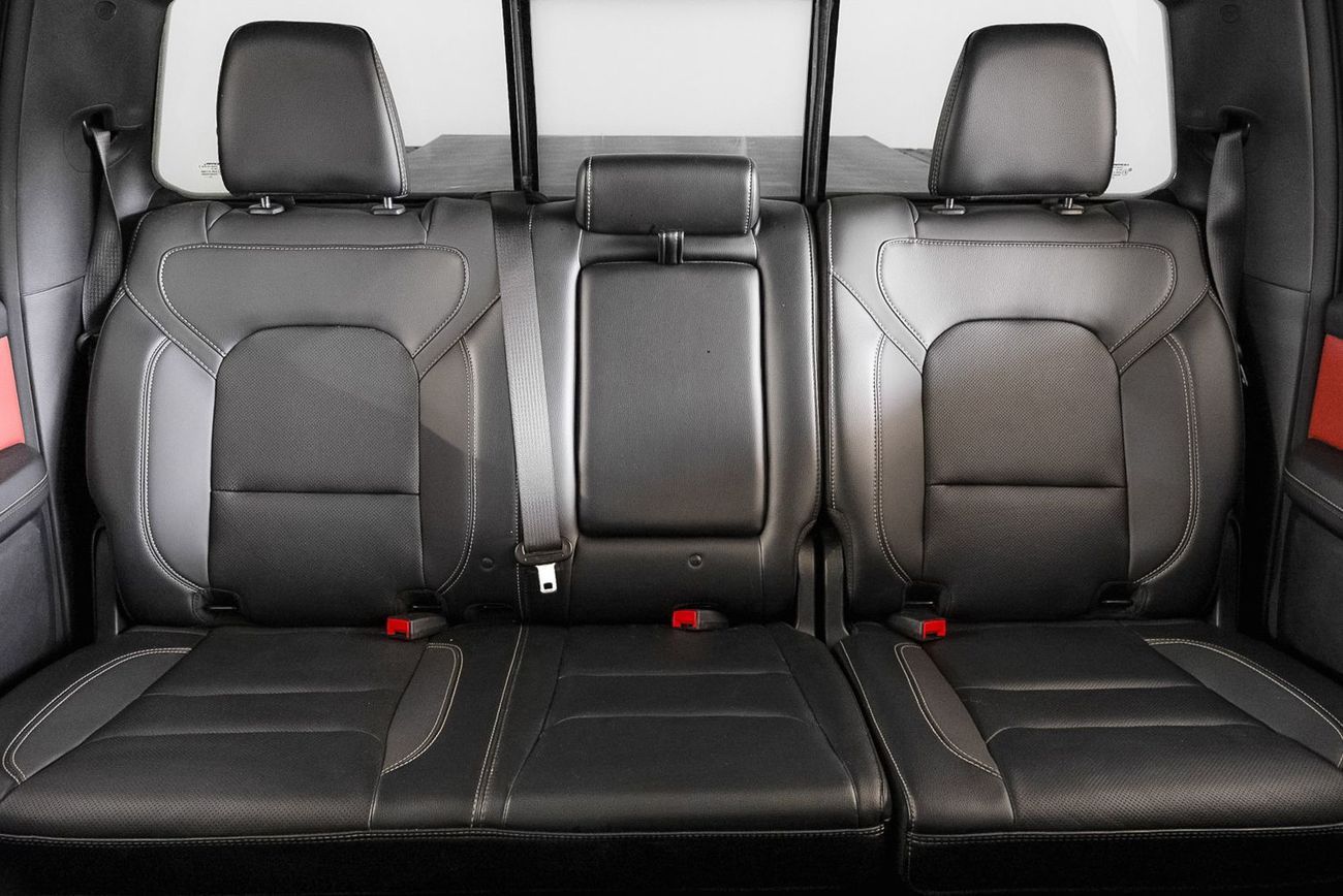 RAM 1500 Rebel 5.7L Crew Cab Utility (5 Seater)