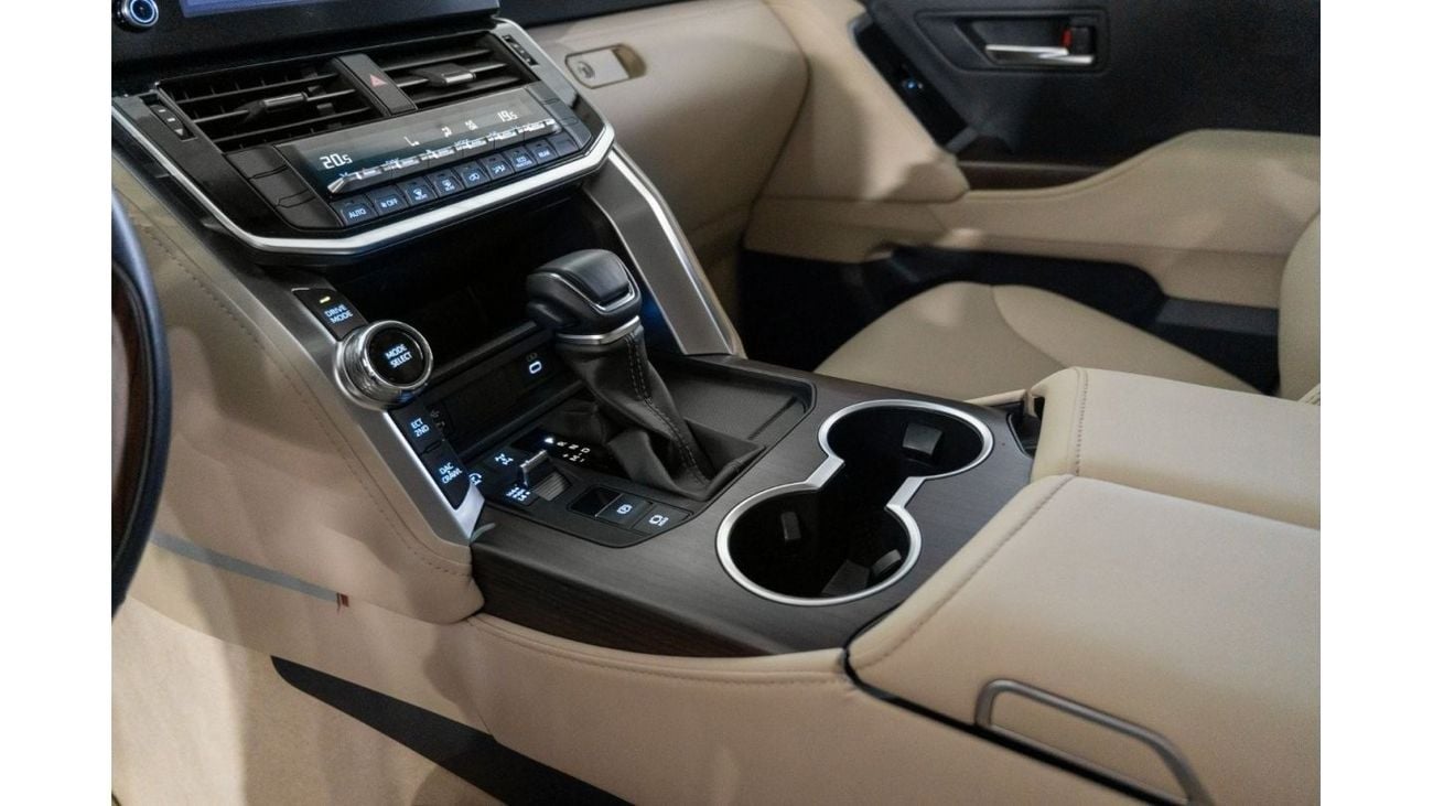 تويوتا لاند كروزر 2022 Toyota Landcruiser GXR Artic Truck / 3,100Kms From New / 3.5ltr Twin Turbo