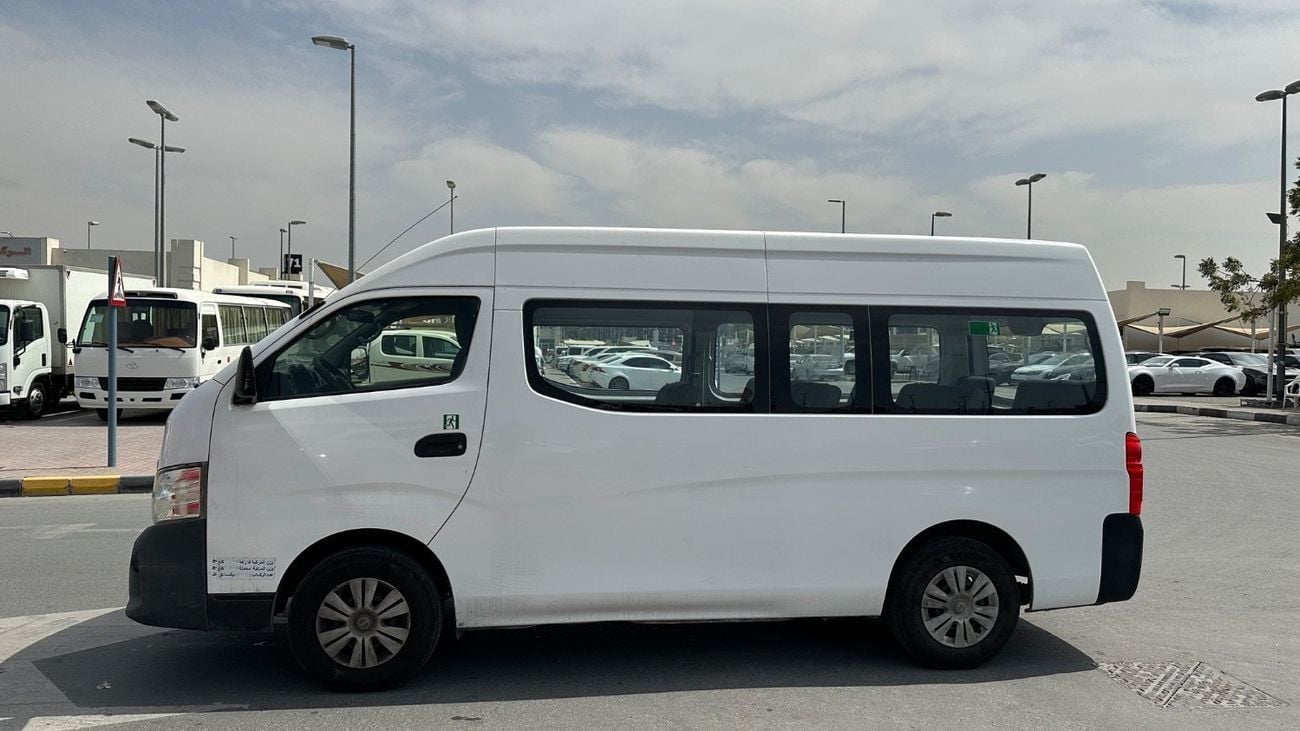 Nissan Urvan STD Microbus 13-Seater Manual (5-Door)