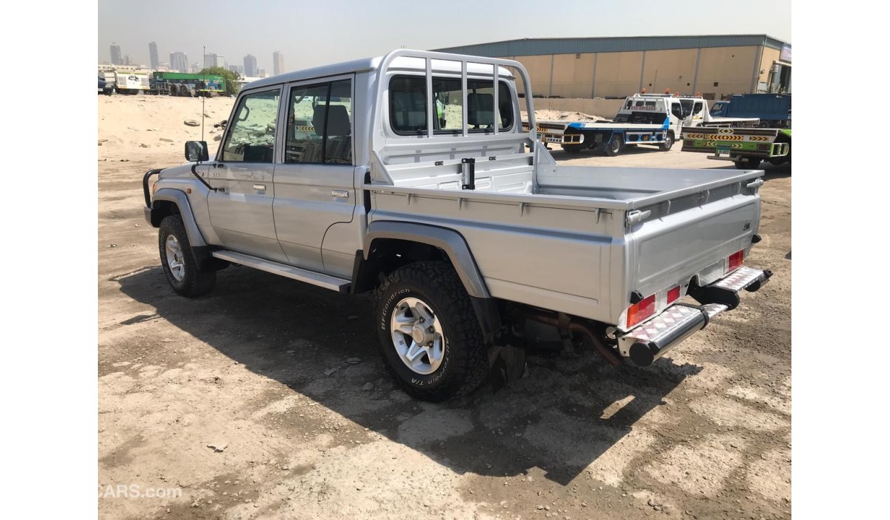 تويوتا لاند كروزر بيك آب 2017 Diesel 4x4 Manual HardTop Pickup, Perfect Condition. [Right Hand Drive]