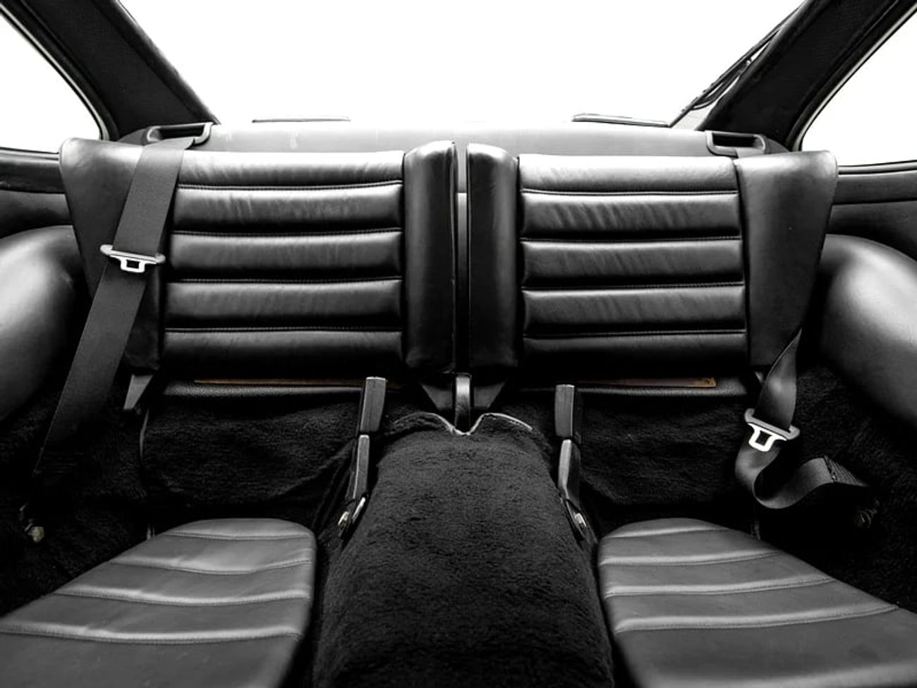 Porsche 911 964 Turbo (with Turbo S Factory Kit) Manual Transmission | GCC Spec