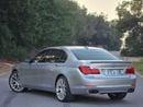بي أم دبليو 750Li Luxury 4.4L (443 HP)