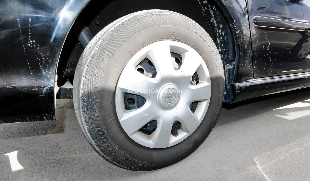 تويوتا إبسام 240 i